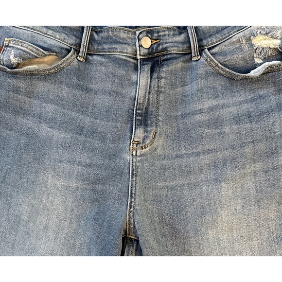 Judy Blue High Waist Vintage Wash Bermuda Denim Short Size 3XL Distressed - Picture 3 of 12